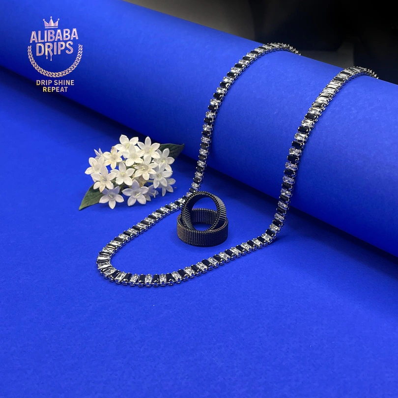 accessories 001 rings & chain
